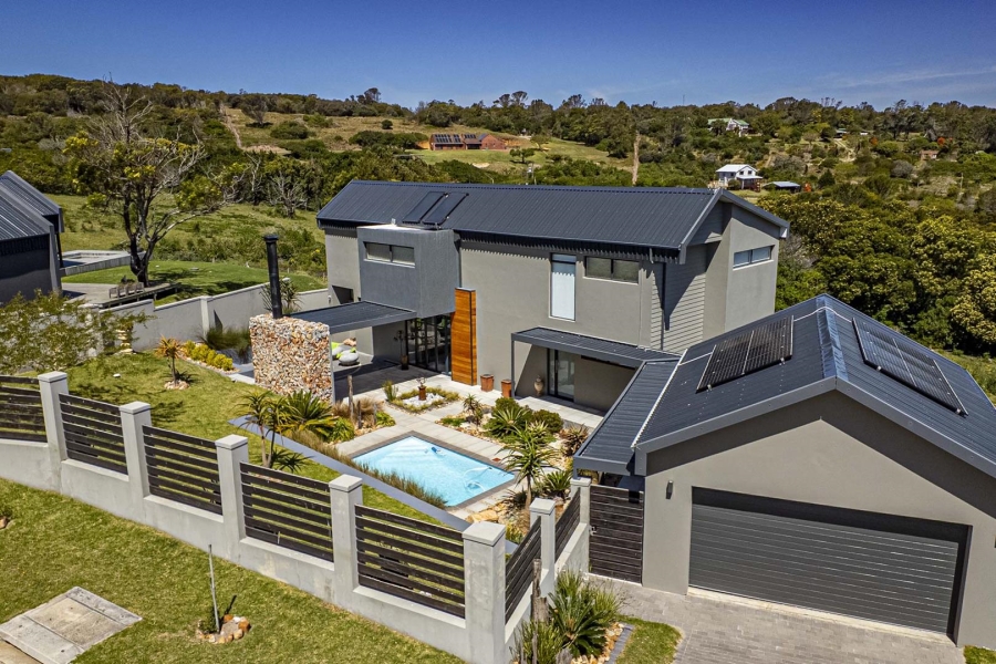 4 Bedroom Property for Sale in Kragga Kamma Eastern Cape